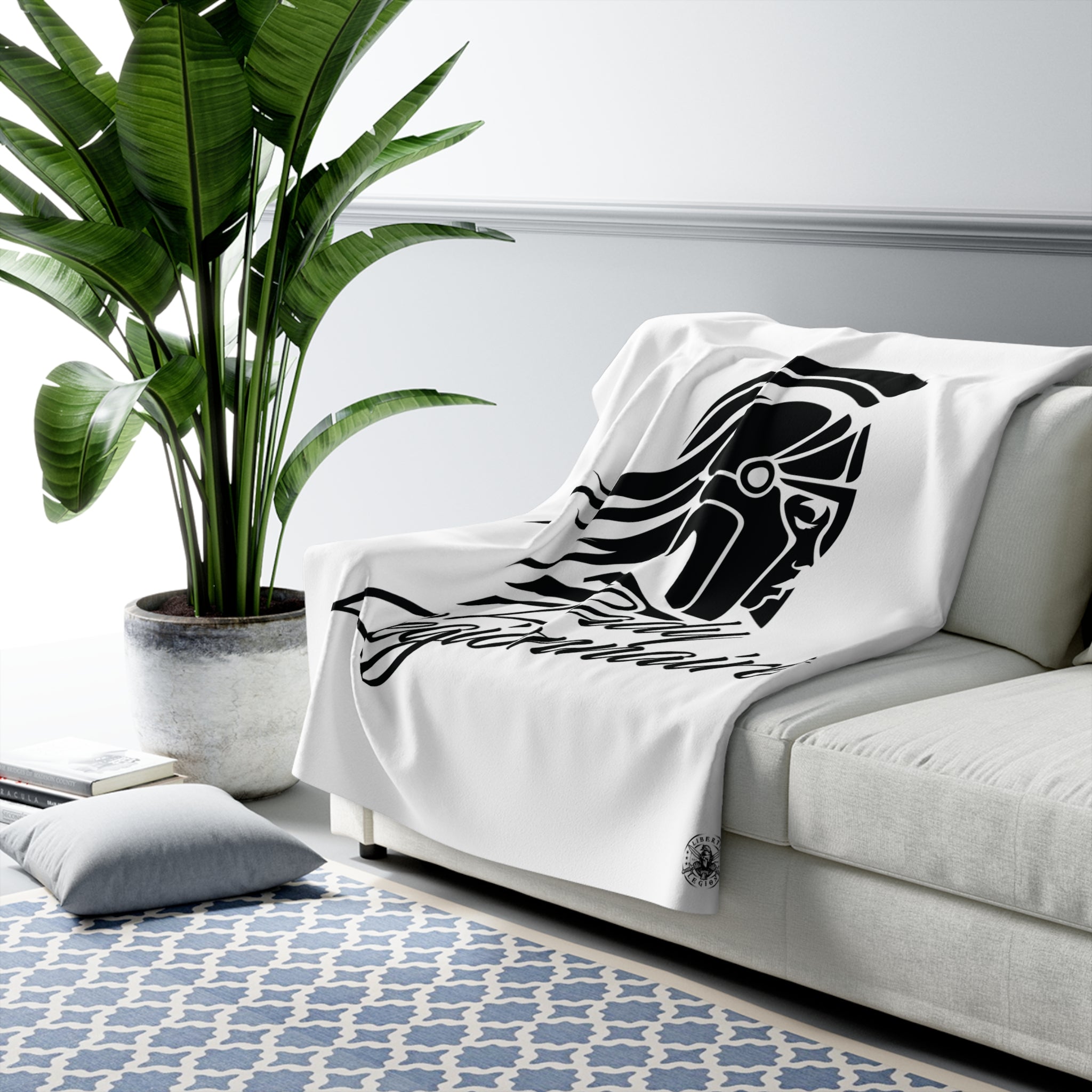 Lady Legionnaire - Sherpa Fleece Blanket